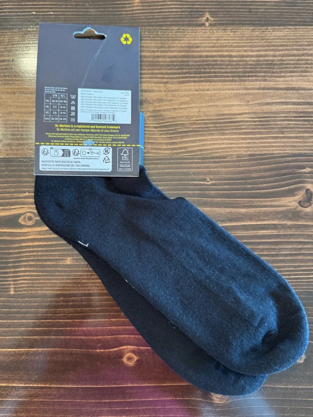 Dr. Martens Women’s Organic Black‎ Bow Socks Size M/L